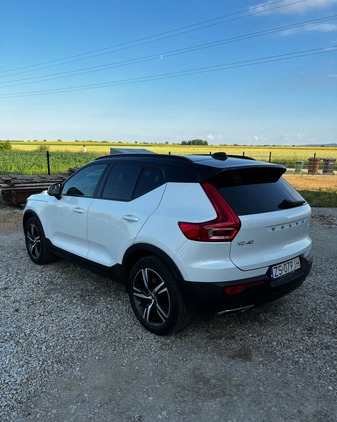 Volvo XC 40 cena 123000 przebieg: 166000, rok produkcji 2018 z Lewin Brzeski małe 232